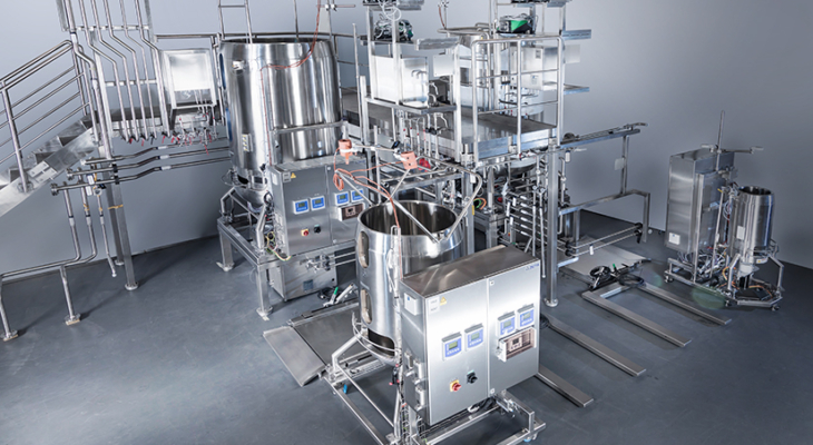 Stainless steel platform integrating four single-use bioreactors